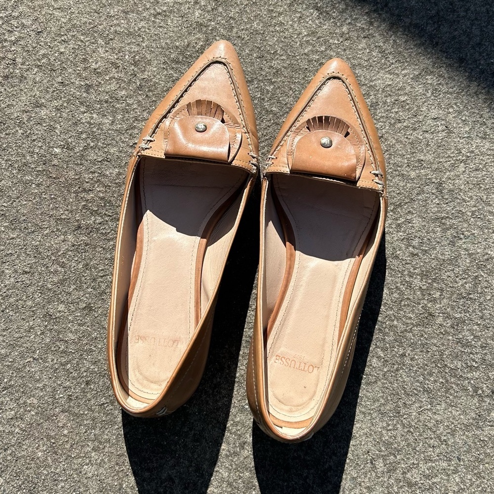 Lottusse Fringe Flat